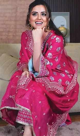 Ridhi Dogra