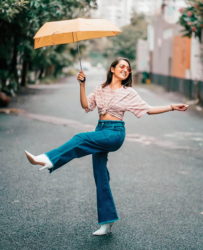 बारिश में भी दिखें खूब स्टाइलिश