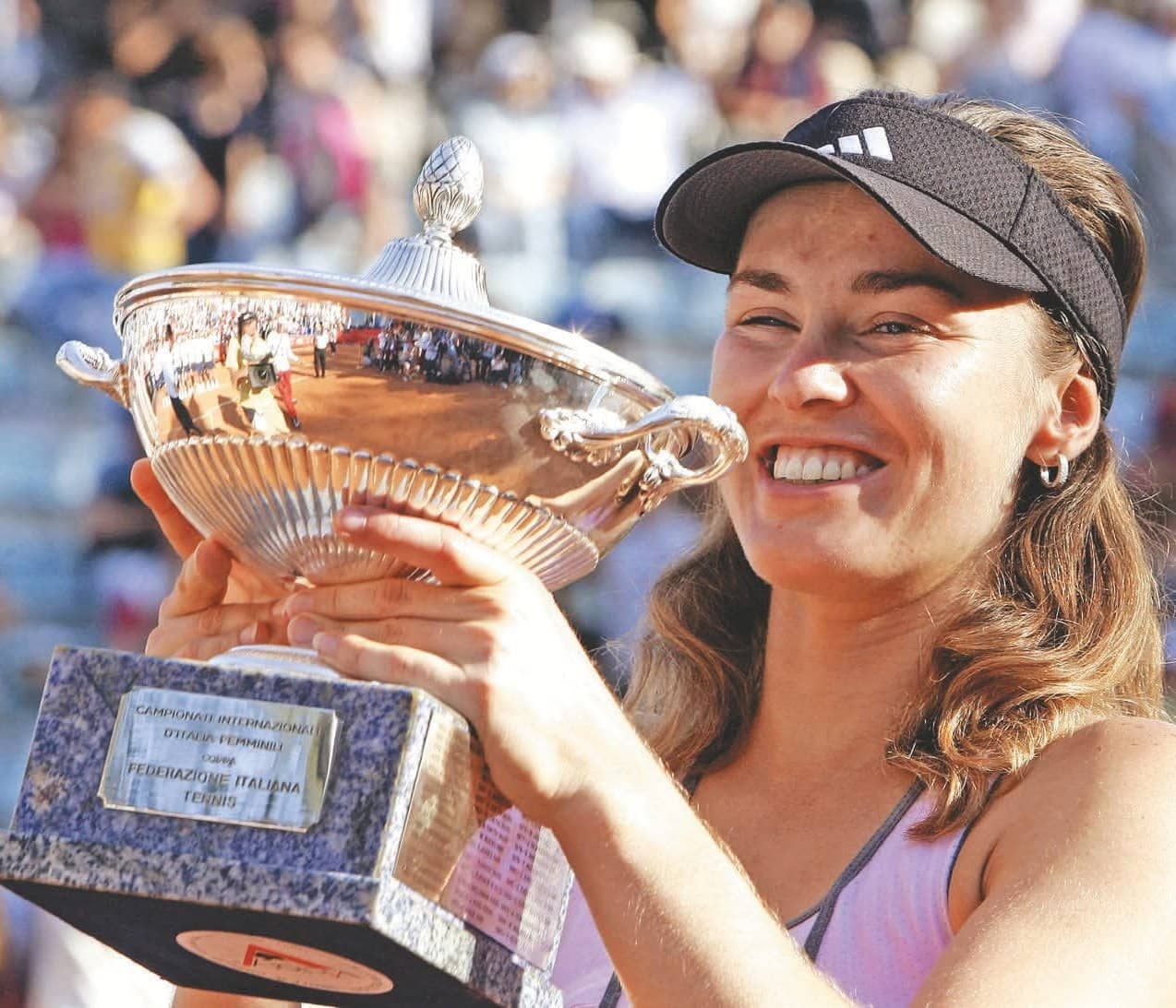 Remember When: Fifteen years ago in Rome, Hingis rekindles her magic