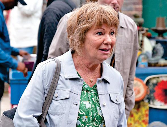 Nigel's wife Julie returns to Walford