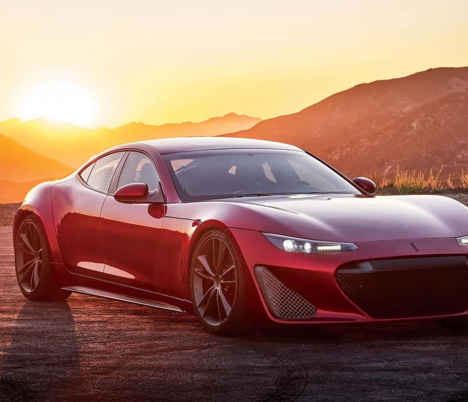 THE 1,200-HORSEPOWER PUSSYCAT
