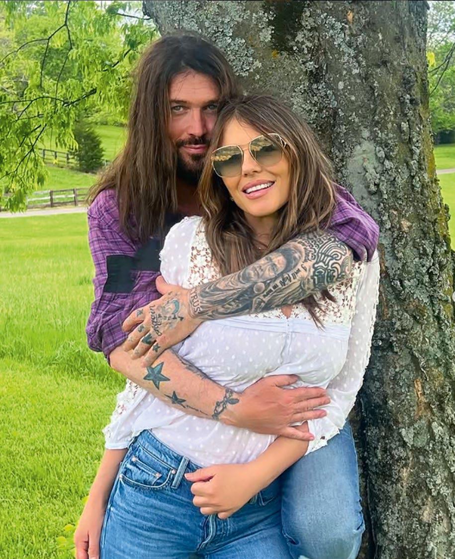 'I love LOOSE WOMEN!'