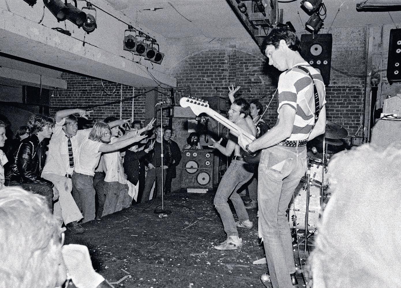 LOST CLASSICS: Dead Kennedys