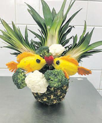 అనాస సొగసులు