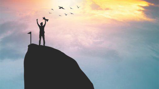 क्या आज की दुनिया में आध्यात्मिक होकर सफल हुआ जा सकता है?