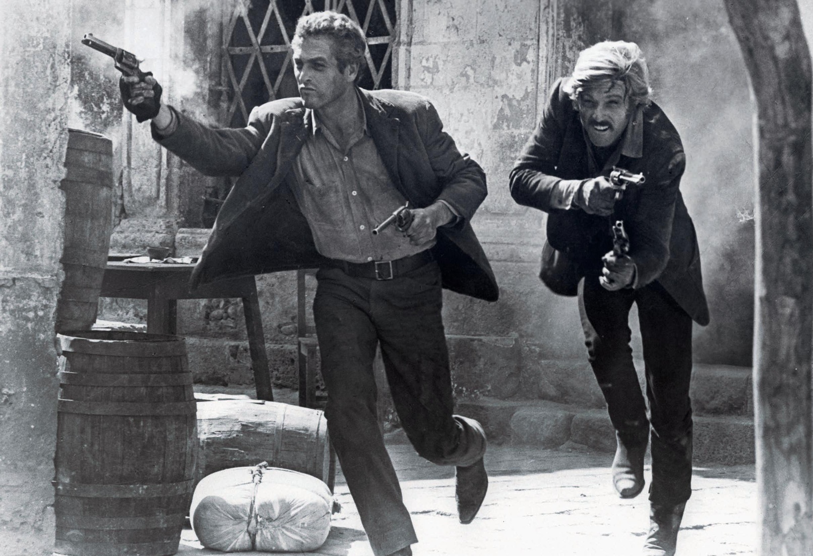 Dos hombres y un destino POR EL AMOR DE UNA MUJER