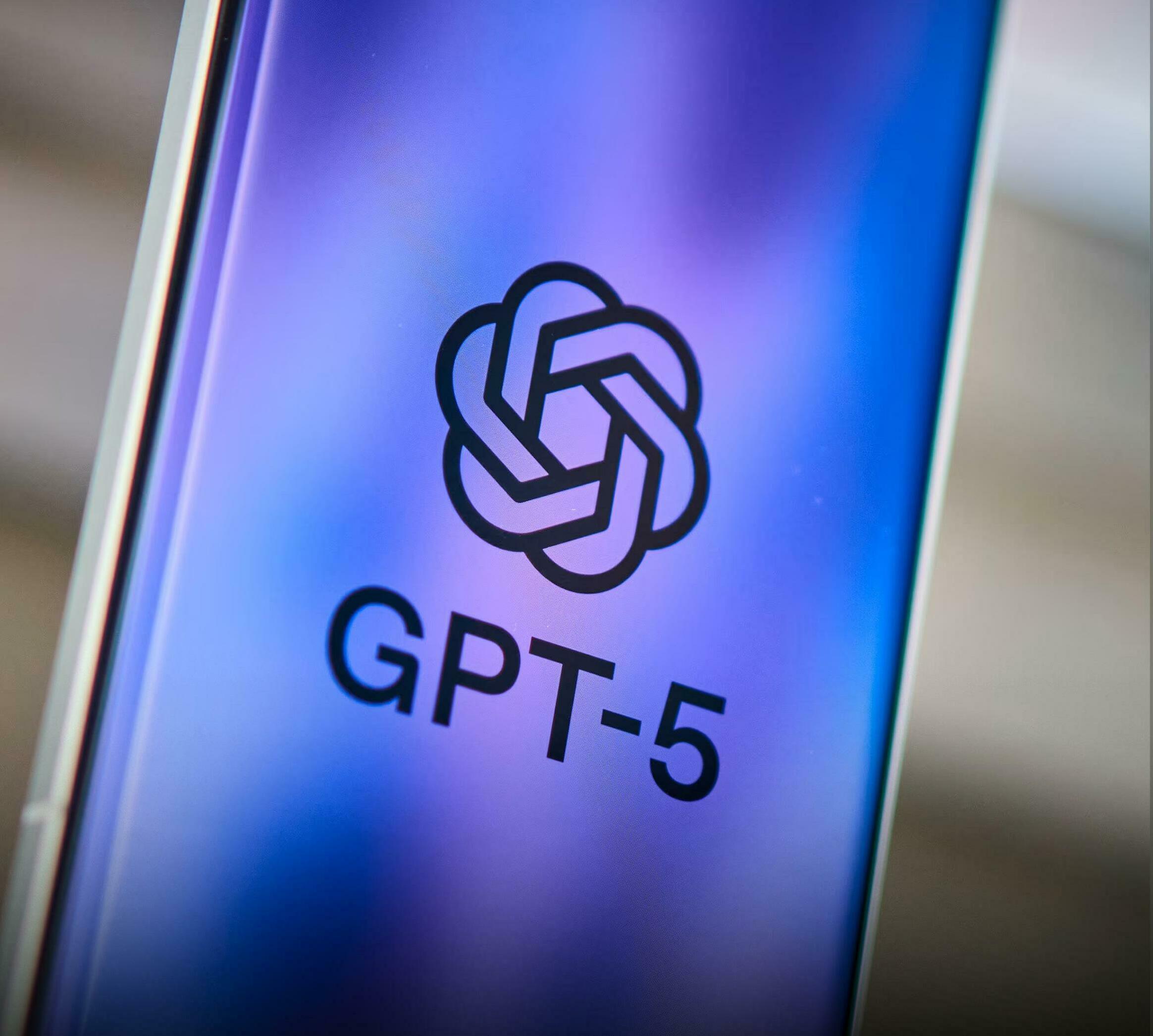 OPENAI GPT-5 NOW POWERS ORACLE'S ENTERPRISE CLOUD: WHAT CHANGES FOR ERP, HCM, SCM, CX, AND OCI