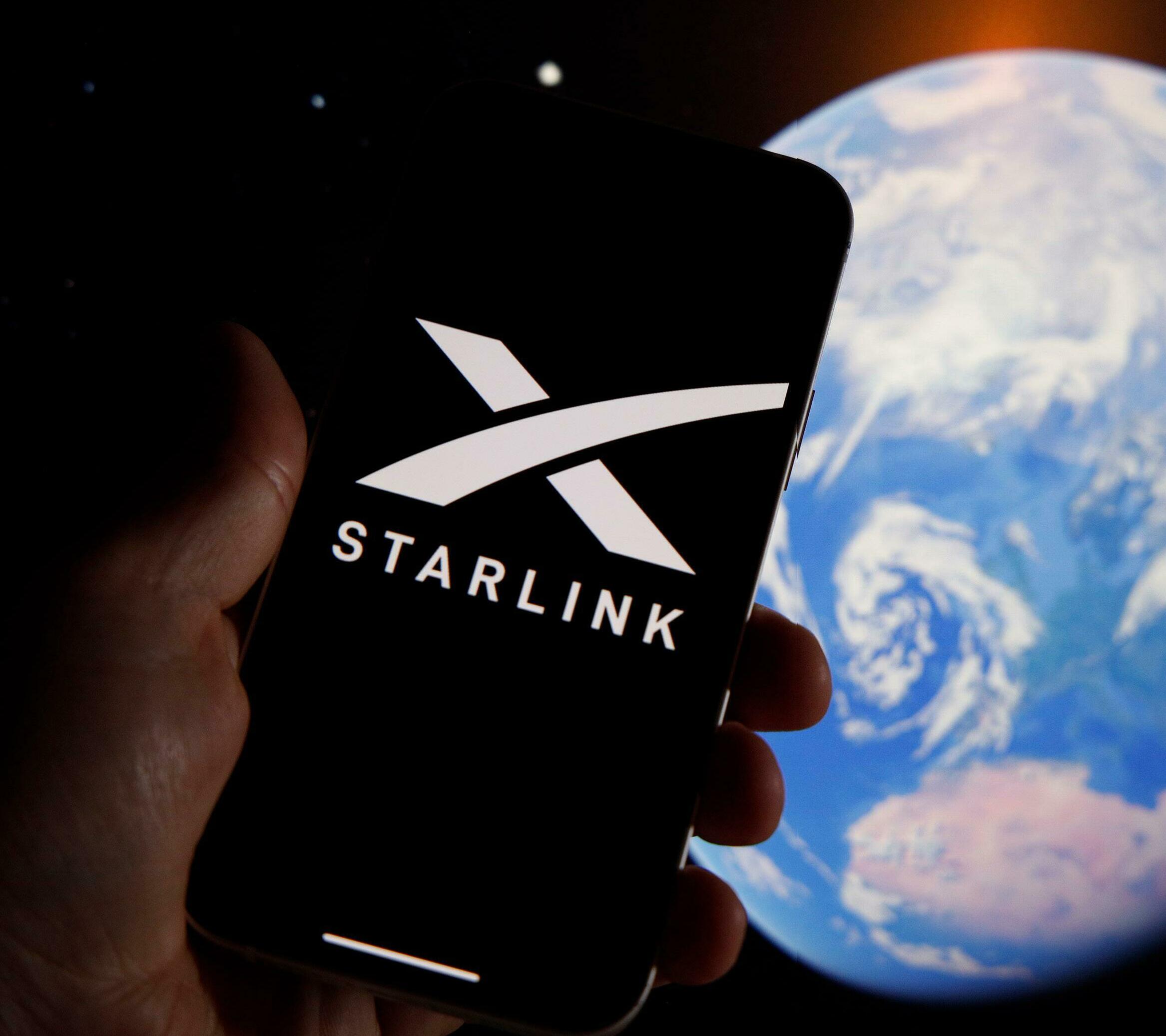 SPACEX EXPANDS REAL SATELLITE CONNECTIVITY TO SMARTPHONES IN NEW PHASE OF STARLINK SERVICE