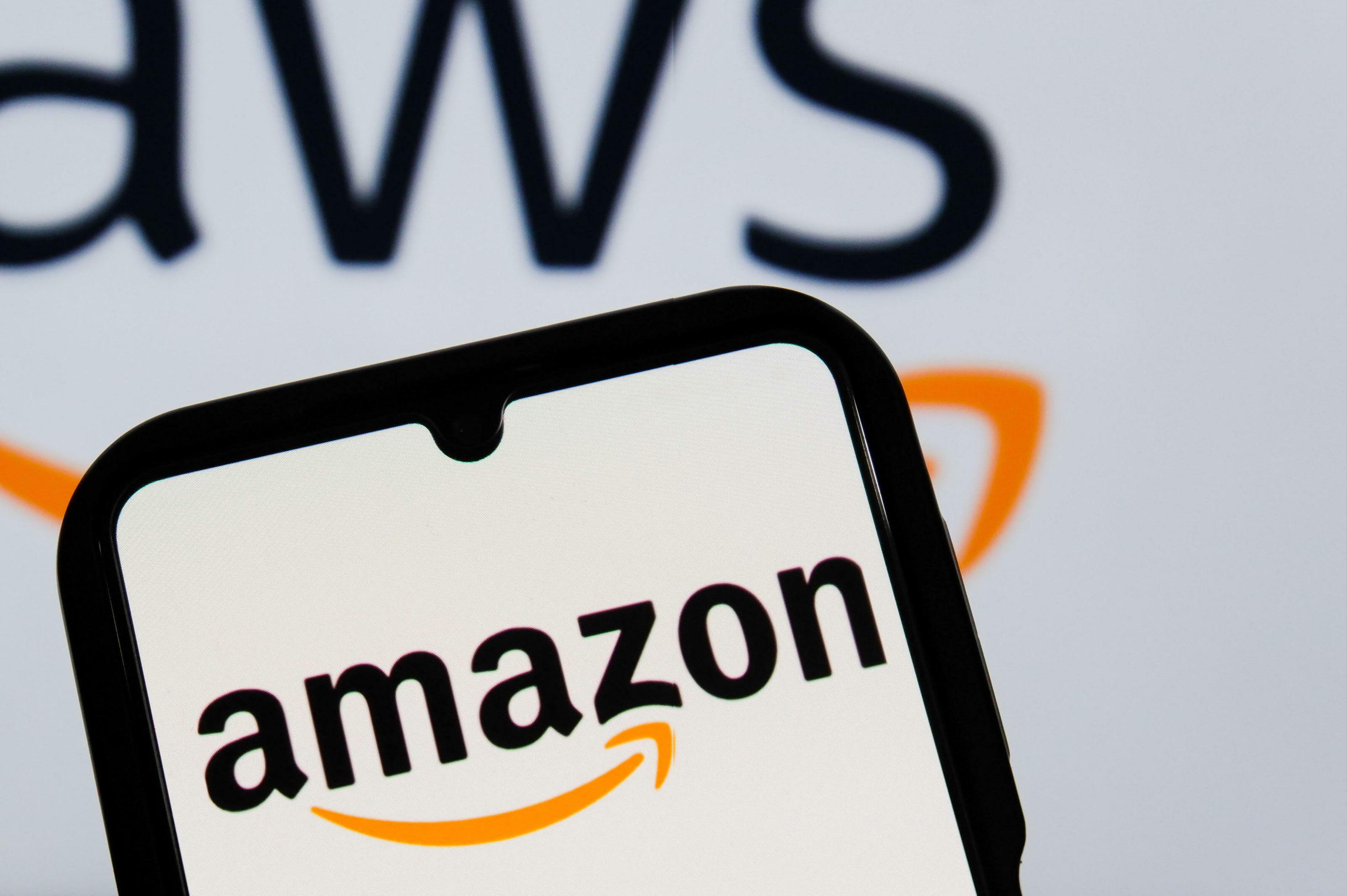 AMAZON THREATENS LEGAL ACTION AGAINST PERPLEXITY OVER AI SHOPPING TOOL