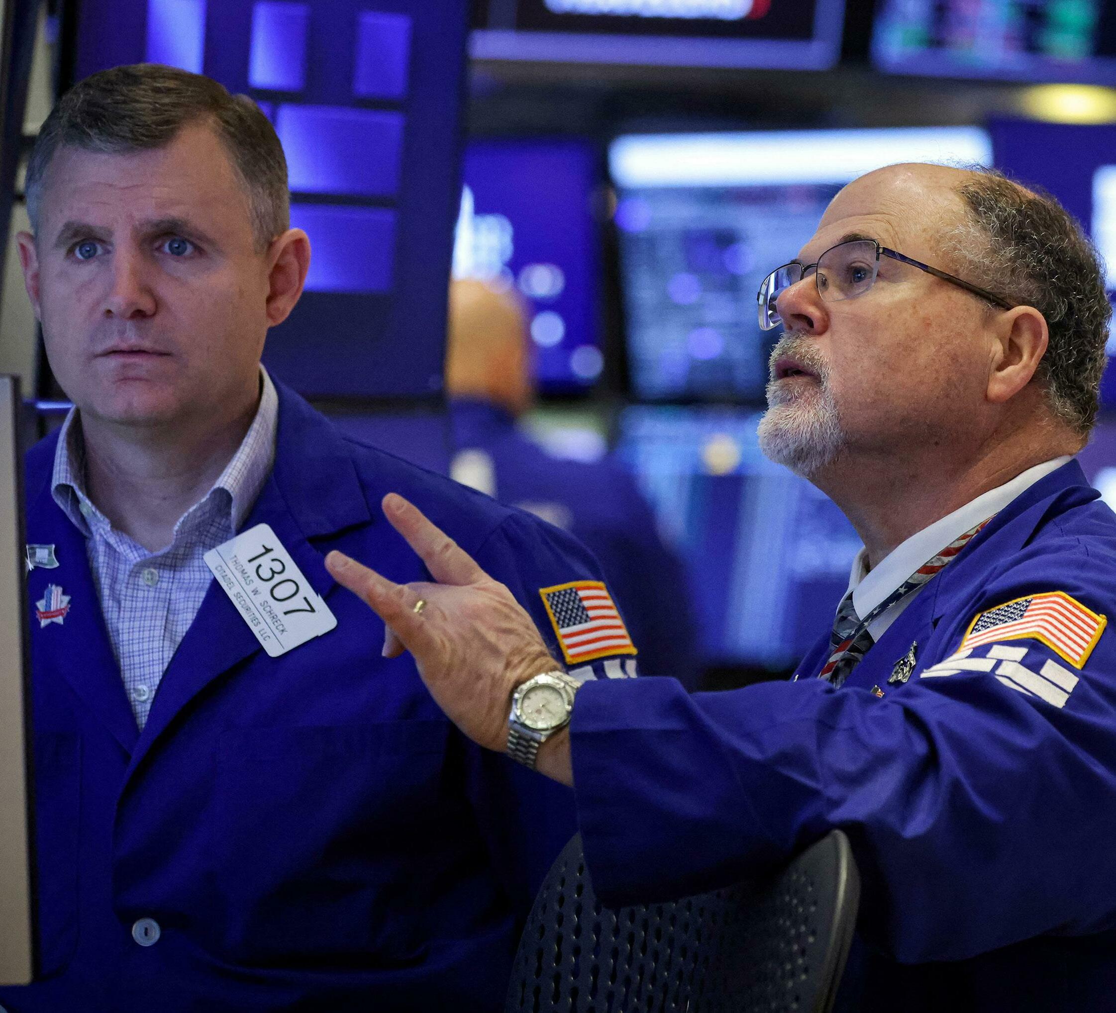 WALL STREET SLIPS AS NVIDIA AND OTHER MARKET LEADERS LOSE MOMENTUM