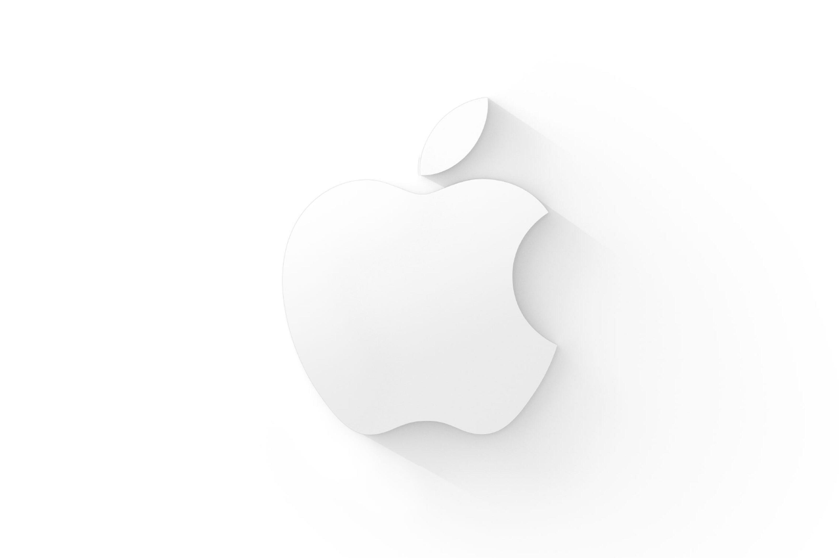 NO STANDARD IPHONE 18 EXPECTED THIS YEAR AS APPLE REVIEWS RELEASE TIMING