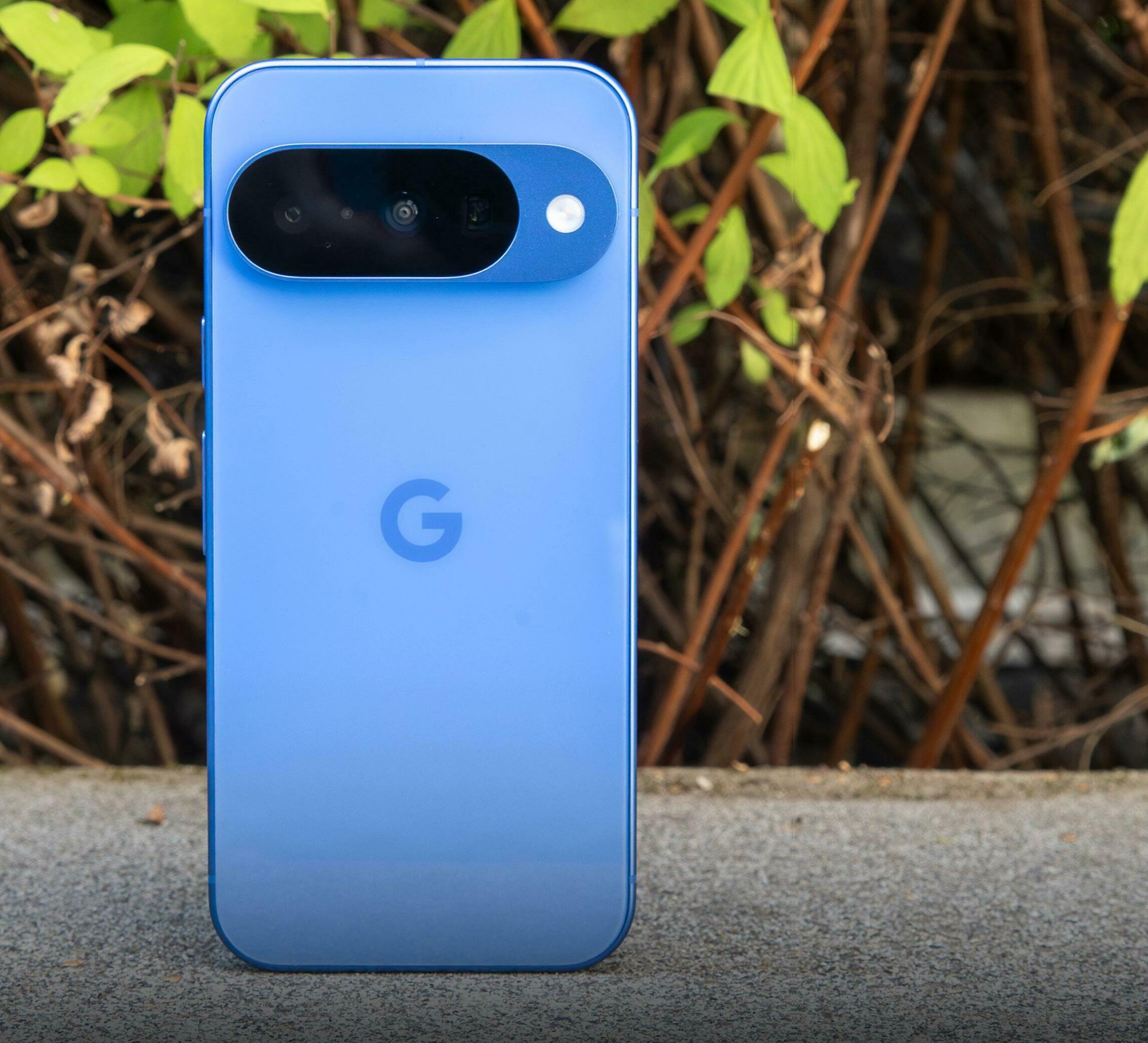 GOOGLE PIXEL POSTS 25% GROWTH IN 2025 AS APPLE CLAIMS GLOBAL SMARTPHONE LEAD