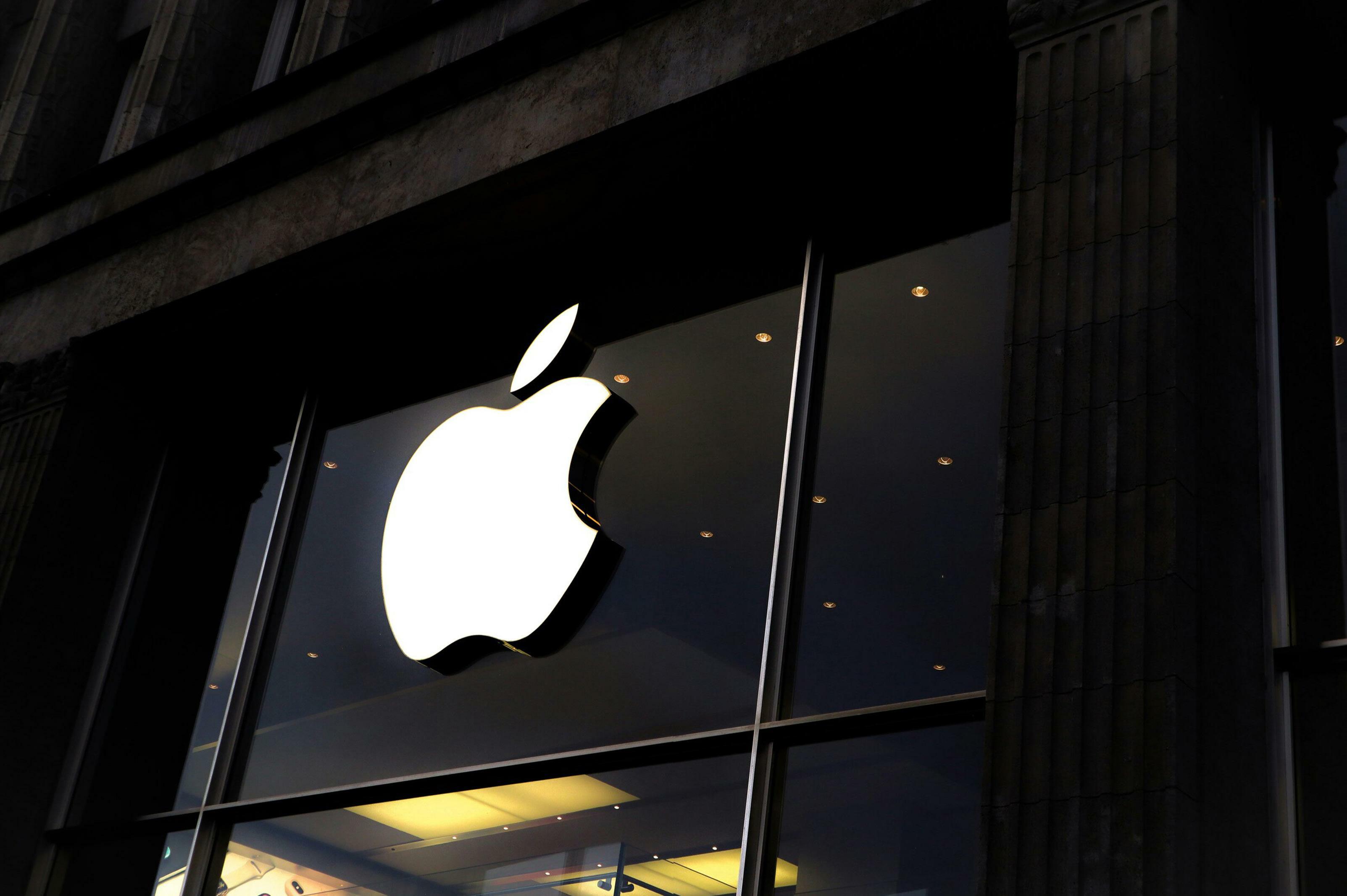 APPLE CONFIRMS PIXELMATOR PRO IS COMING TO IPAD