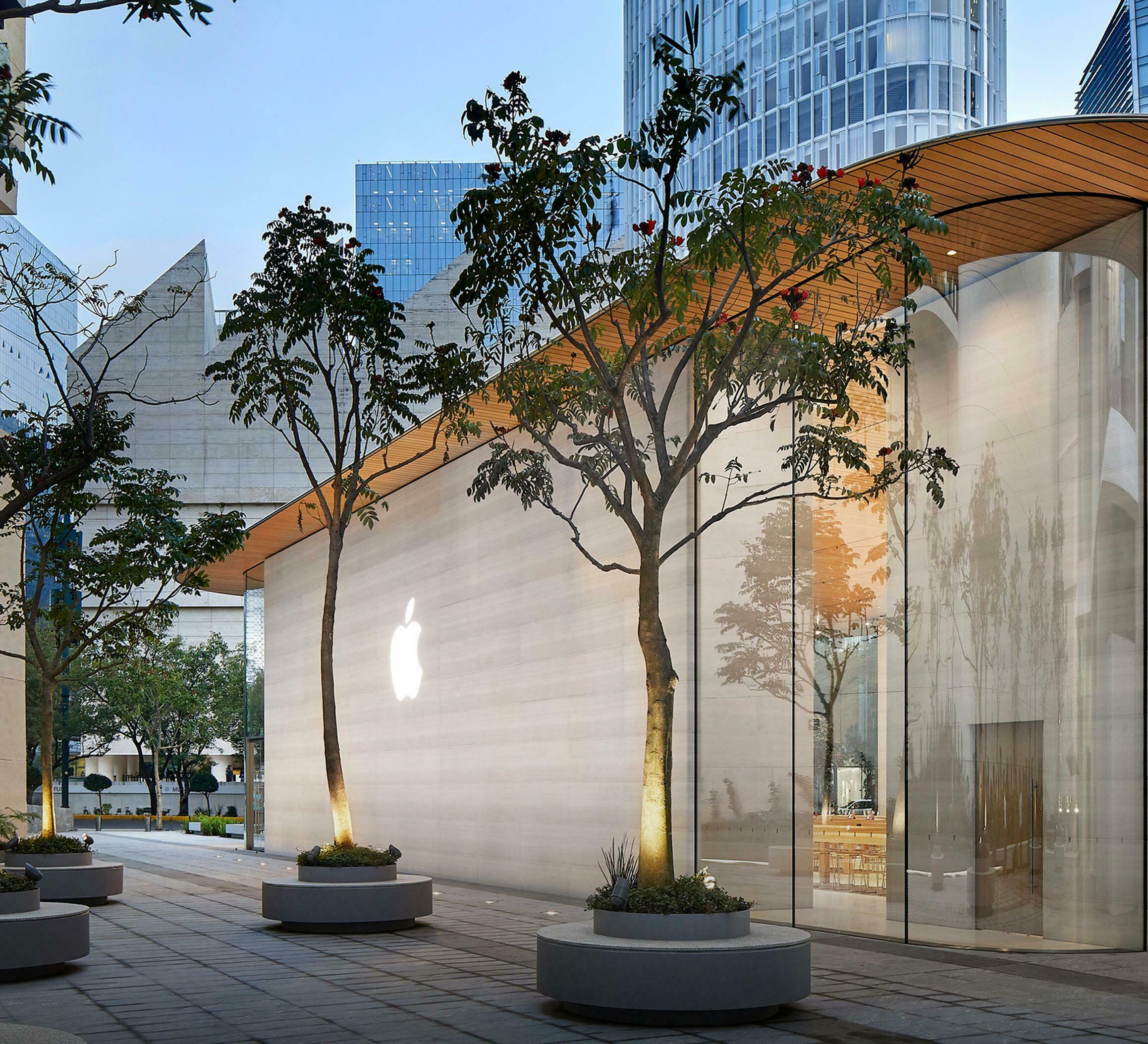 MEXICO IS SEEMINGLY GETTING A THIRD APPLE STORE