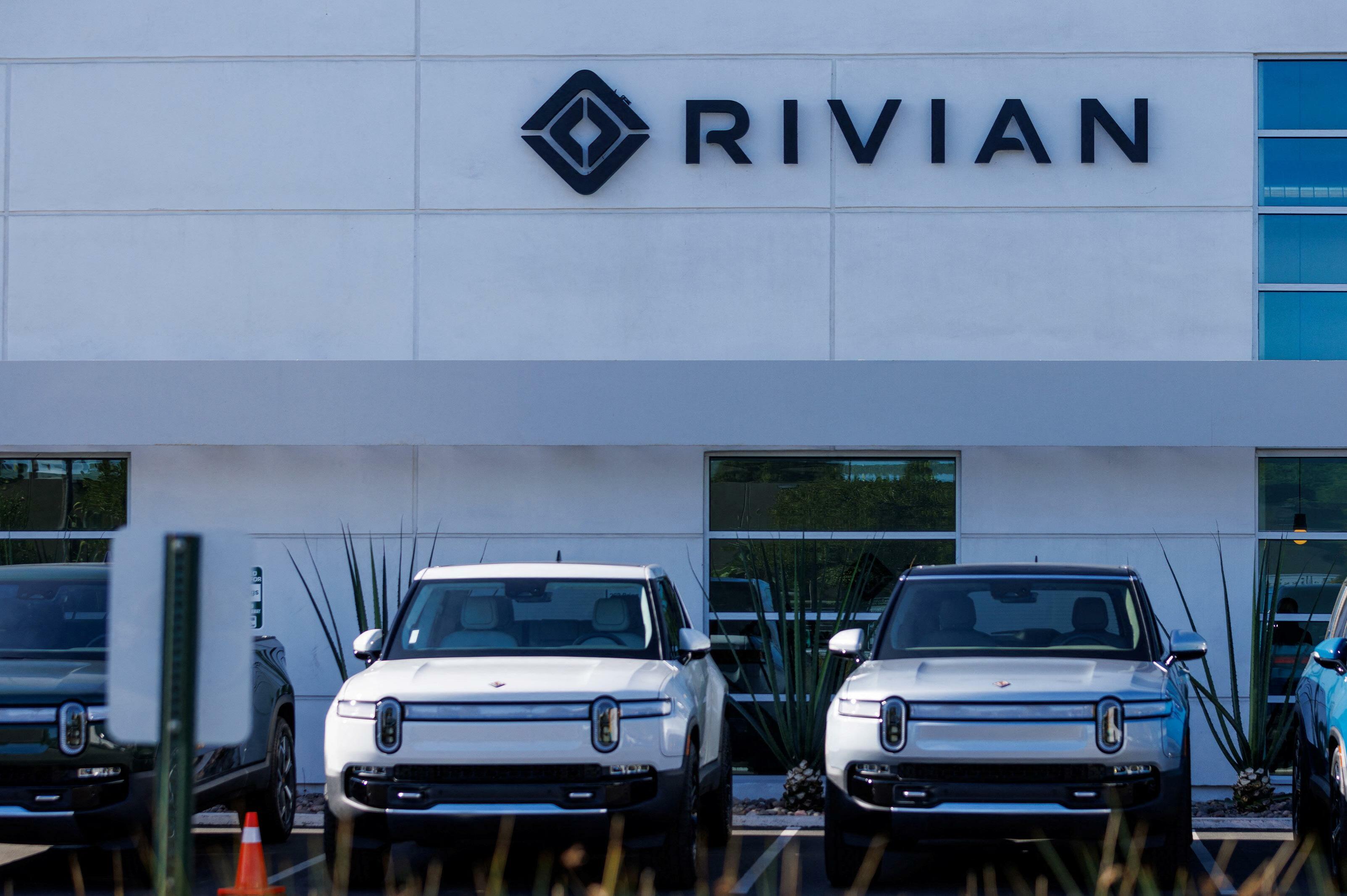 RIVIAN TEAMS WITH REDWOOD MATERIALS ON BATTERY STORAGE AT ILLINOIS PLANT