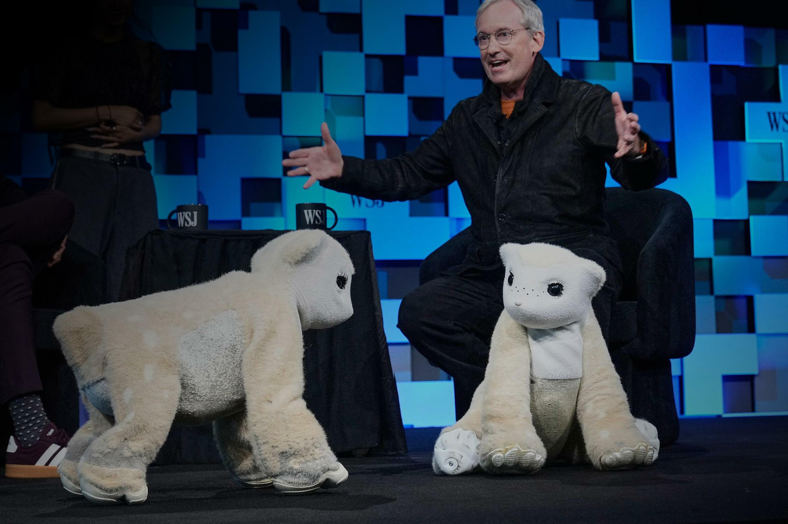 ROOMBA FOUNDER RETURNS WITH AI PET ROBOT