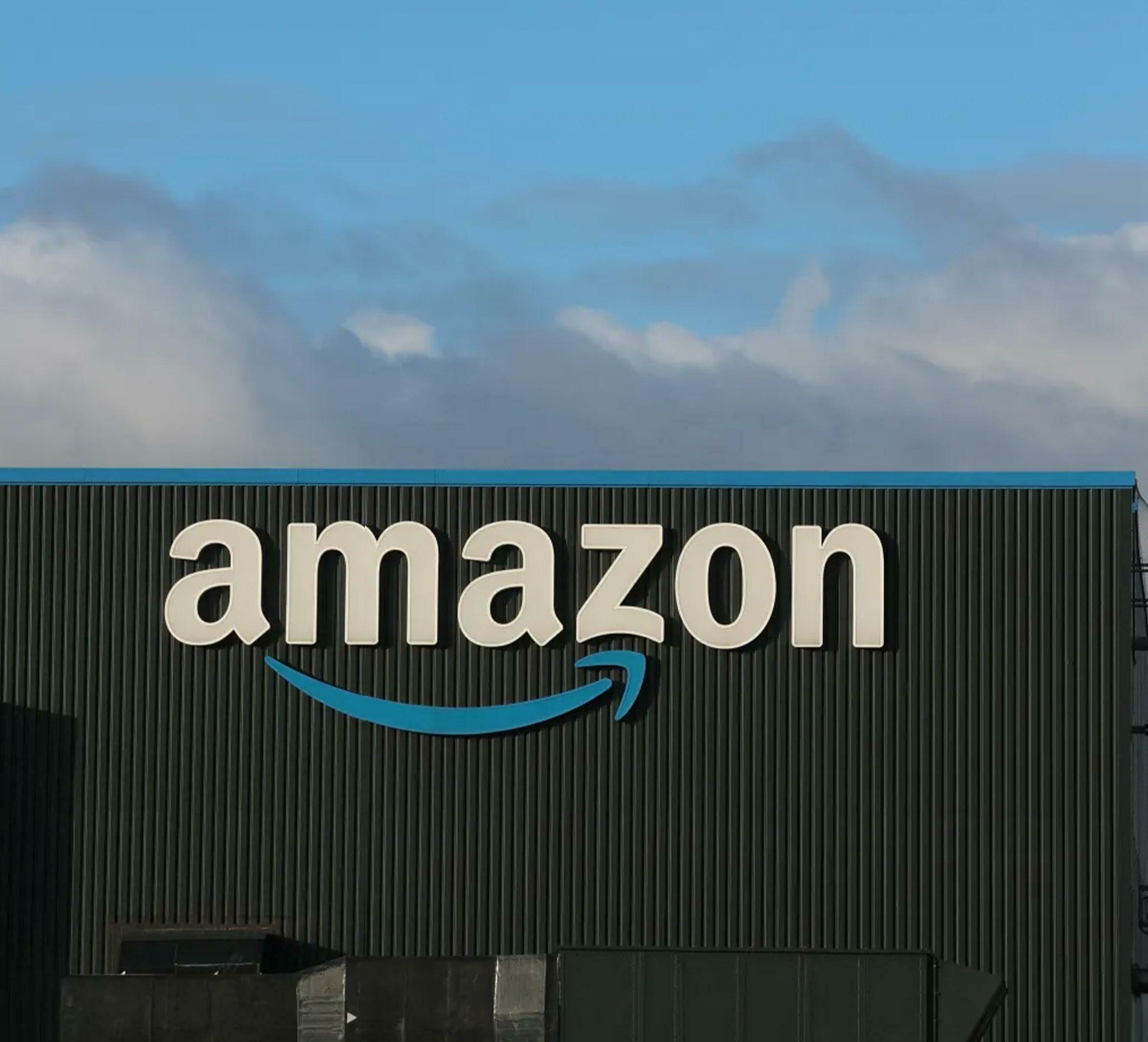 AMAZON PUSHES 30-MINUTE DELIVERY WITH NEW SERVICE