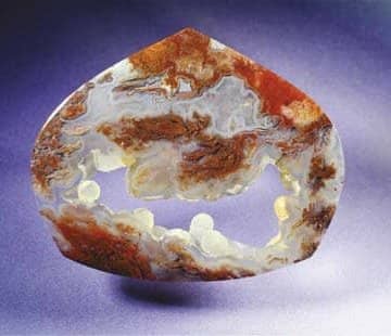 Filling an Empty Space and Enhancing a Cabochon
