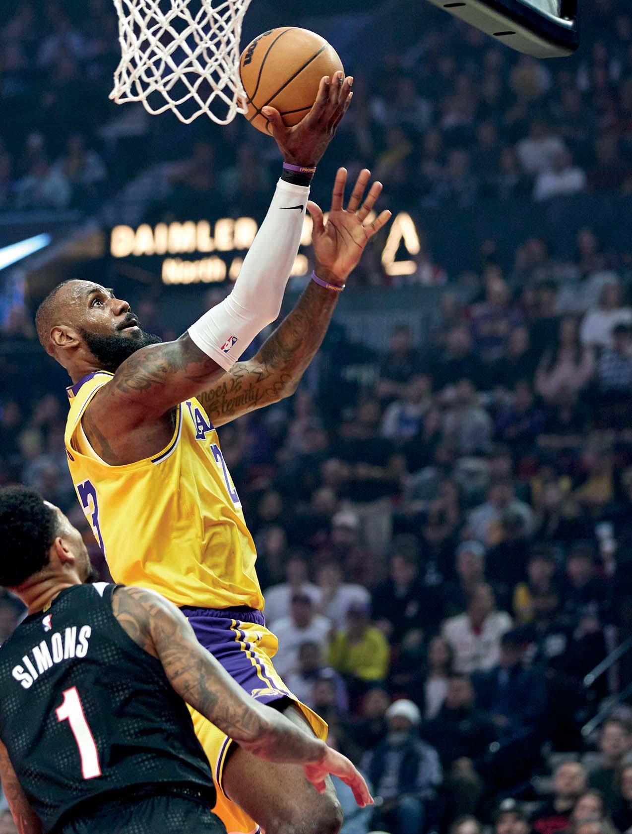 LEBRON JAMES, EL REY DE LA DUELA QUE REDEFINIÓ LA GRANDEZA
