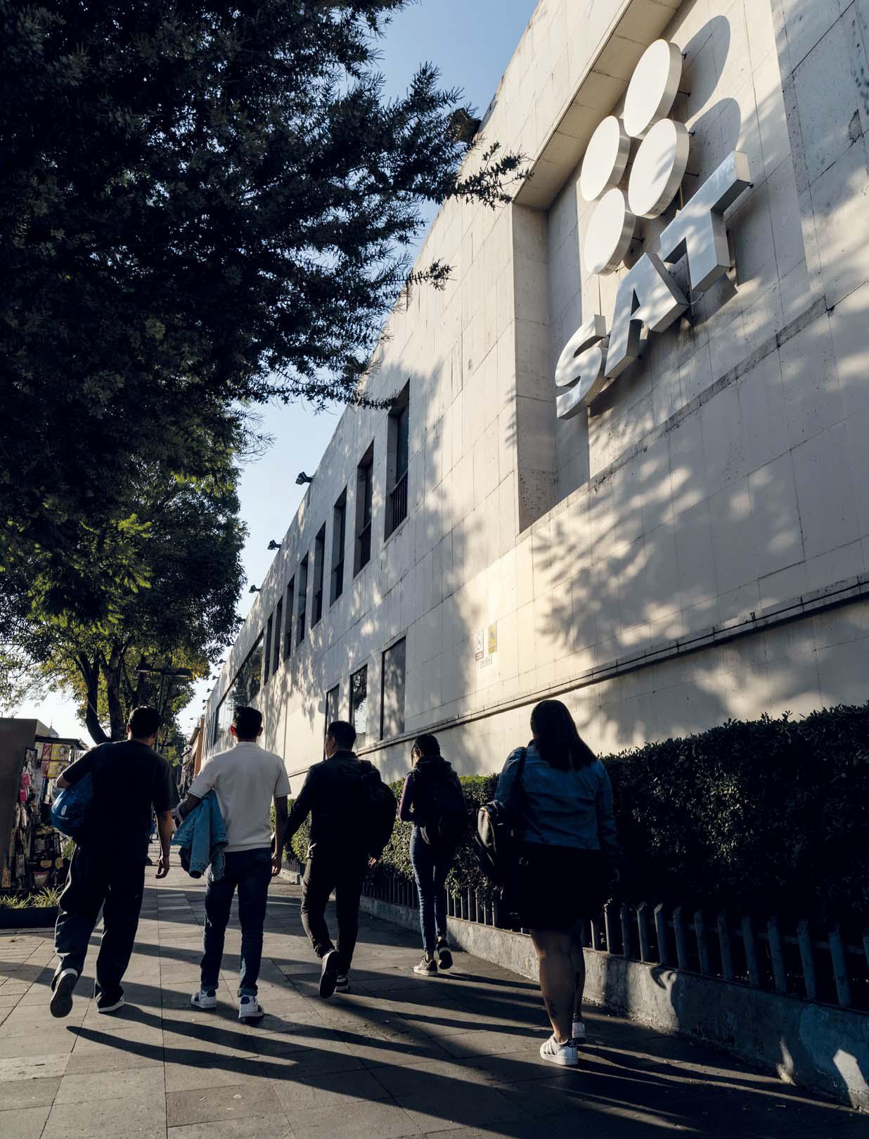 SAT ID, el candado que cualquiera puede abrir y pone en peligro a 66 millones de contribuyentes