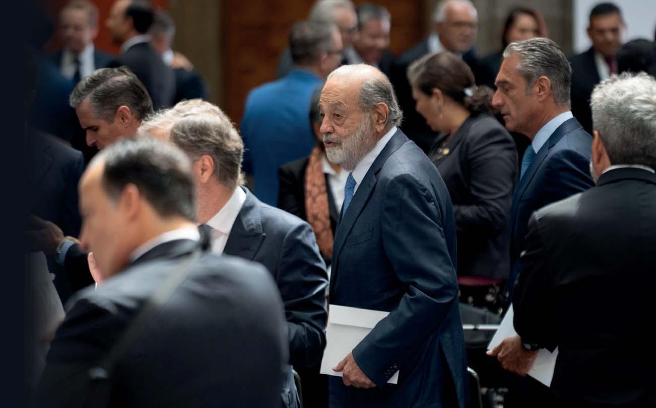 Empresarios incumplidos con AMLO reciben más contratos multimillonarios