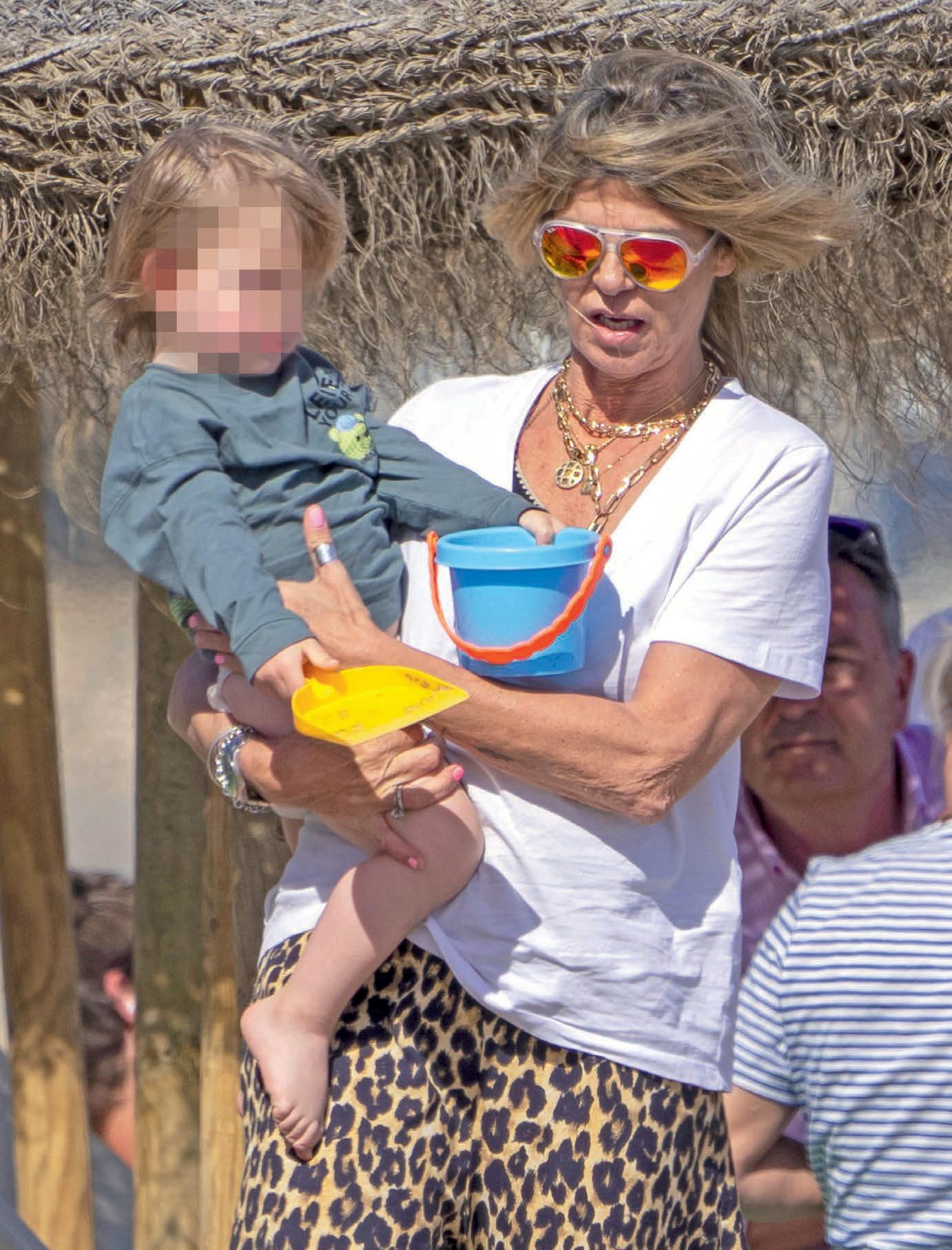 Arantxa de Benito, una espectacular abuela de 55 años