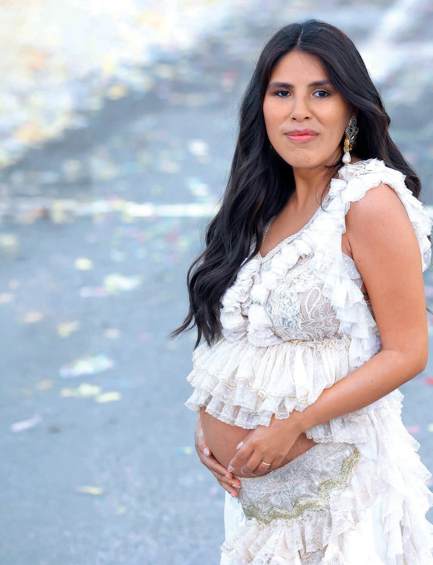 Isa Pantoja da a luz sin el apoyo de su familia