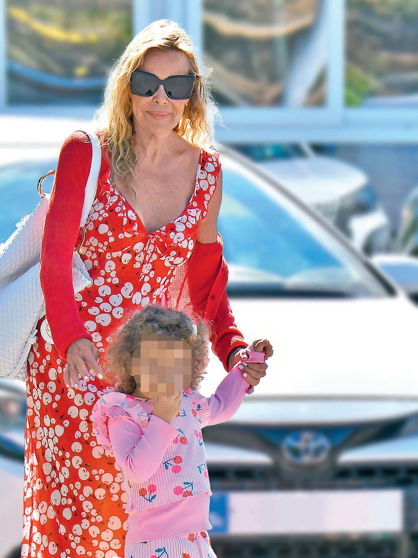 Ana Obregón, sus días más felices con la pequeña Anita