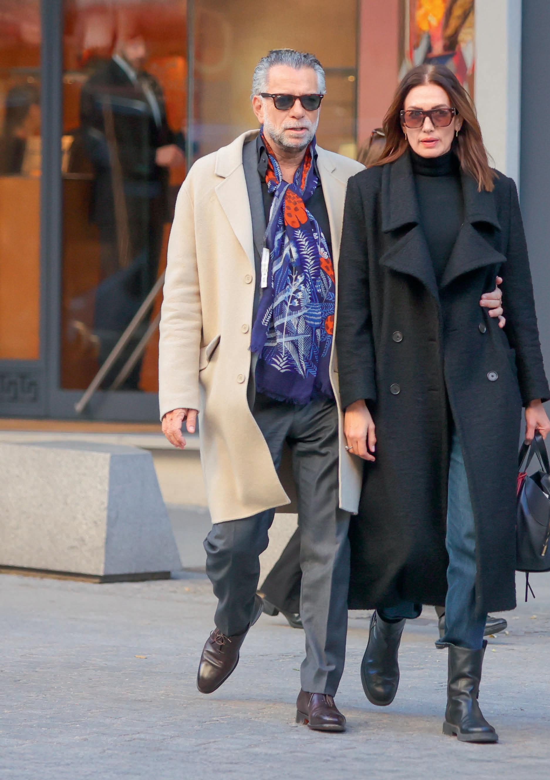 Nieves Álvarez y Bill Saad, de compras
