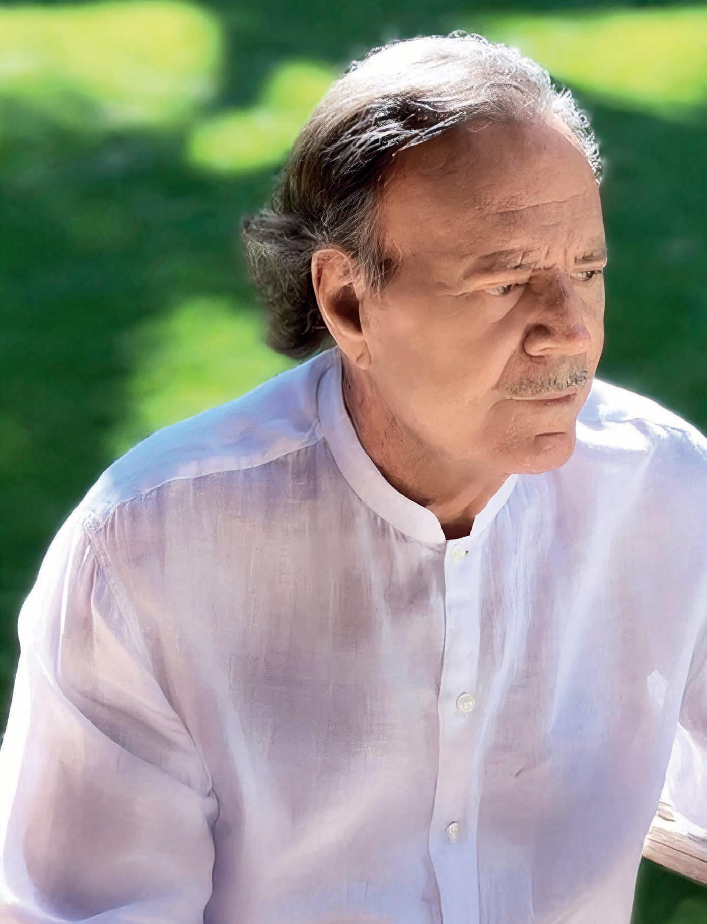Julio Iglesias, en el ojo huracán: ¿truhán o señor?