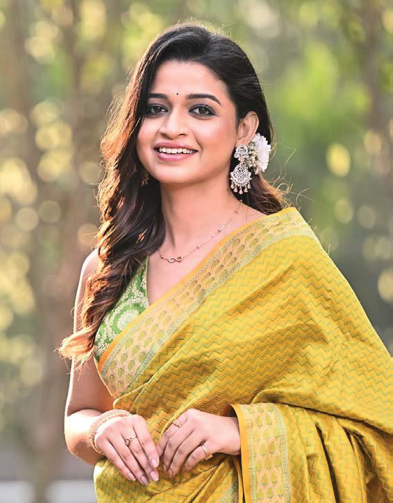 মুক্তোঝরা কনের হাসি