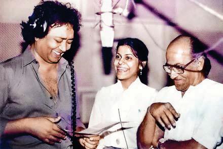 ‘এমনও হয়েছে, মা শো করে সংসার চালিয়েছেন”