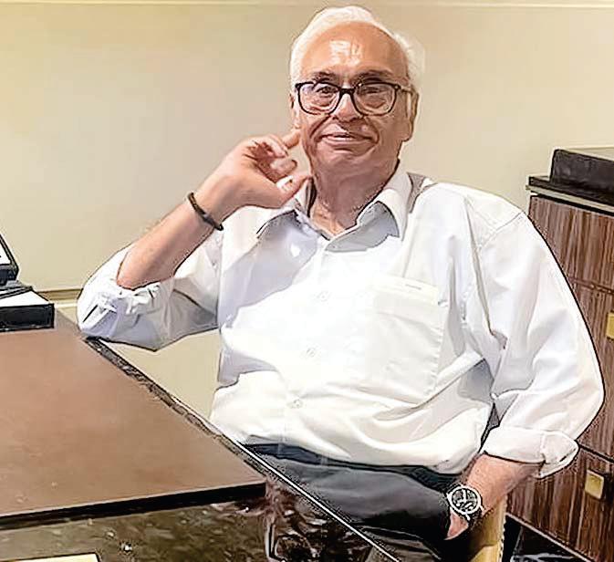 আটচল্লিশ জন উচ্চপদস্থ অফিসার, সঙ্গে ইন্দিরা গান্ধী— রান্নার দায়িত্ব আমার কাঁধে!