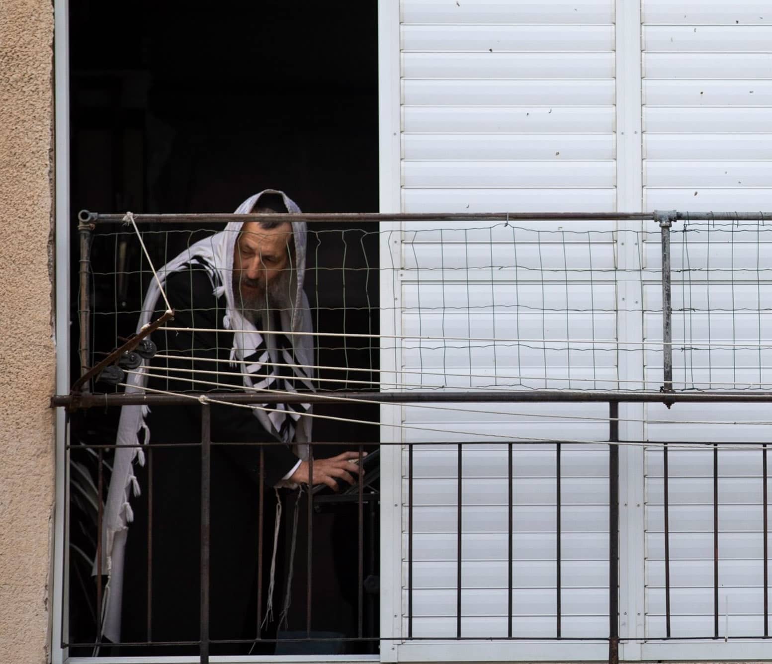 ISRAELI POLICE USE DRONES TO CHECK IN ON VIRUS PATIENTS