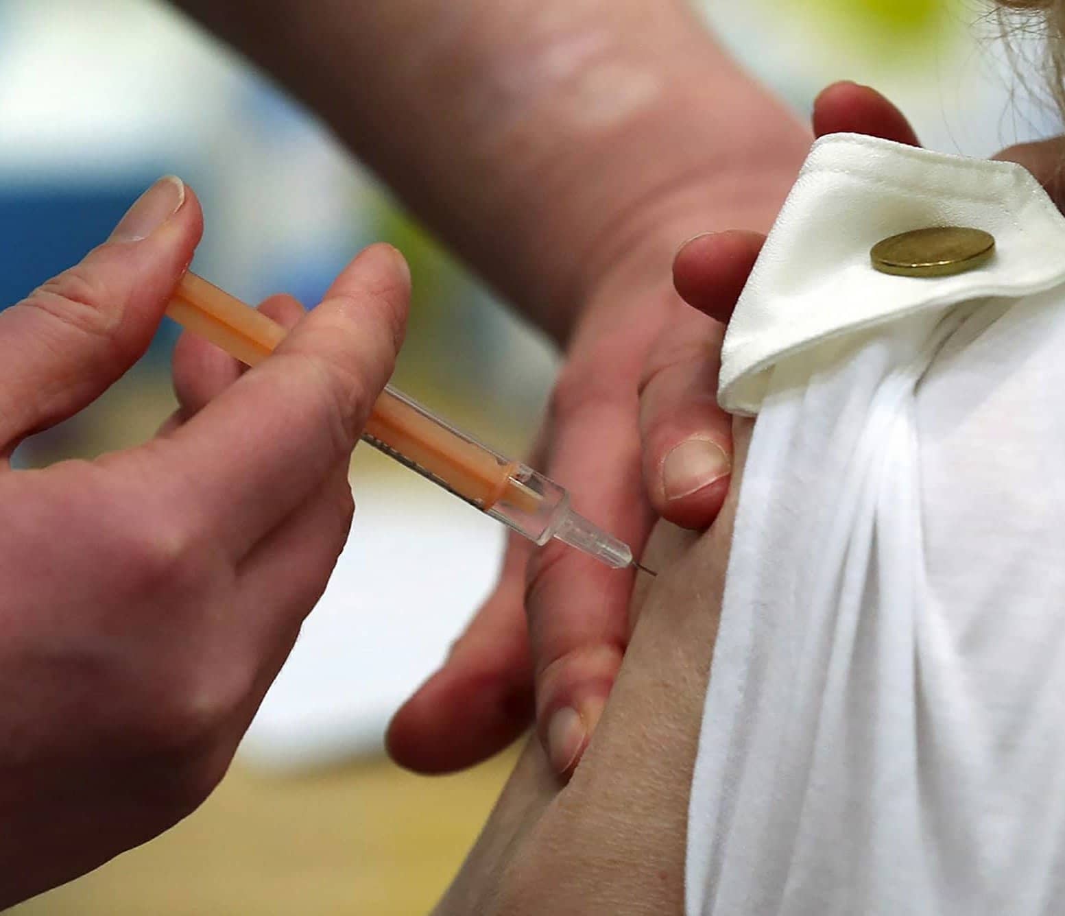 BRITAIN TO TEST MIXING AND MATCHING OF COVID-19 VACCINES