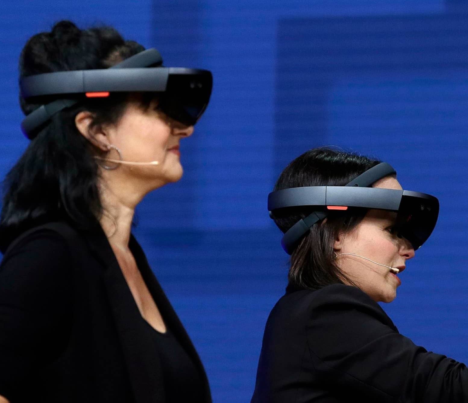 MICROSOFT WINS $22 BILLION DEAL MAKING HEADSETS FOR US ARMY