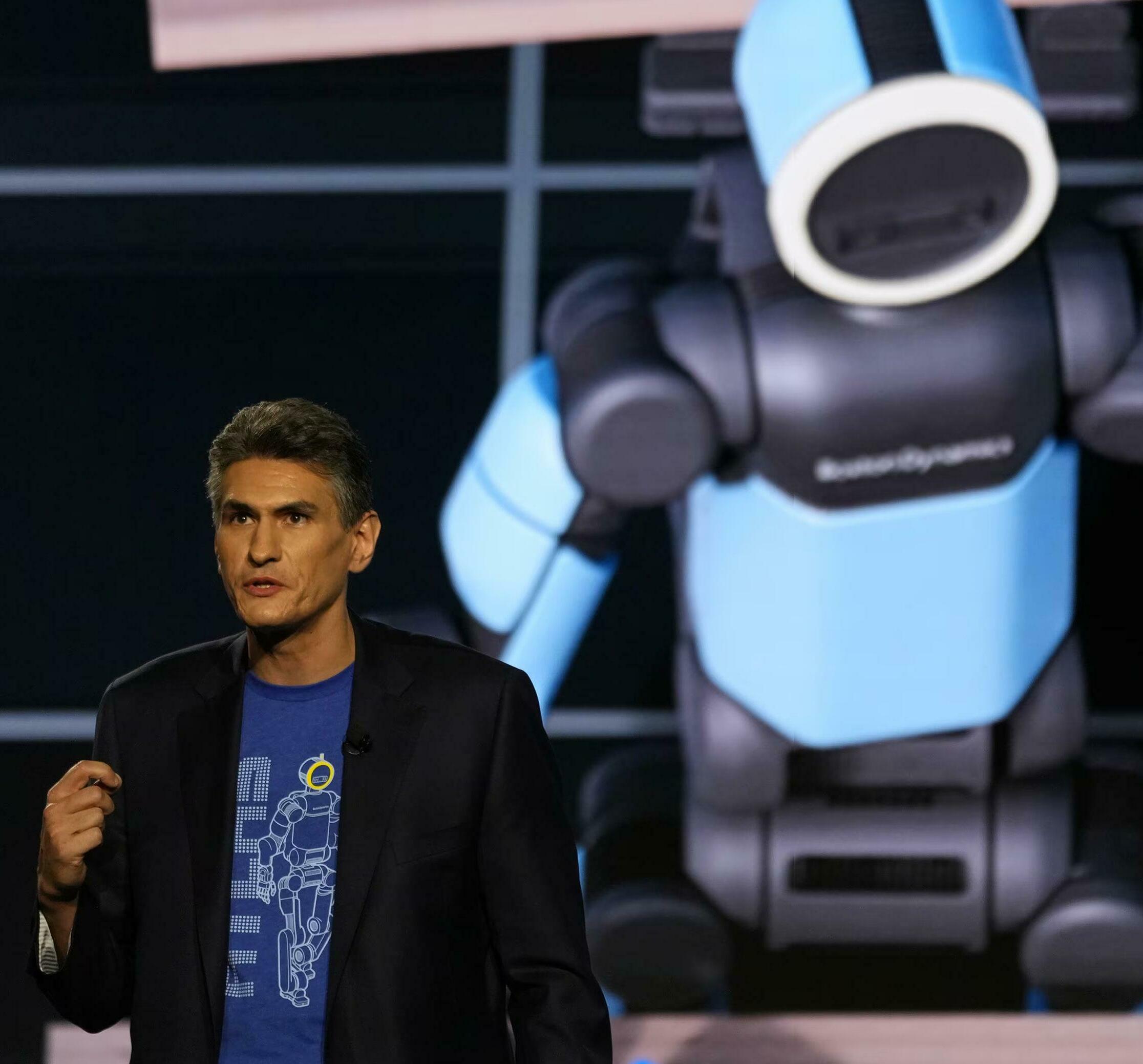 HYUNDAI AND BOSTON DYNAMICS PRESENT ATLAS HUMANOID ROBOT AT CES
