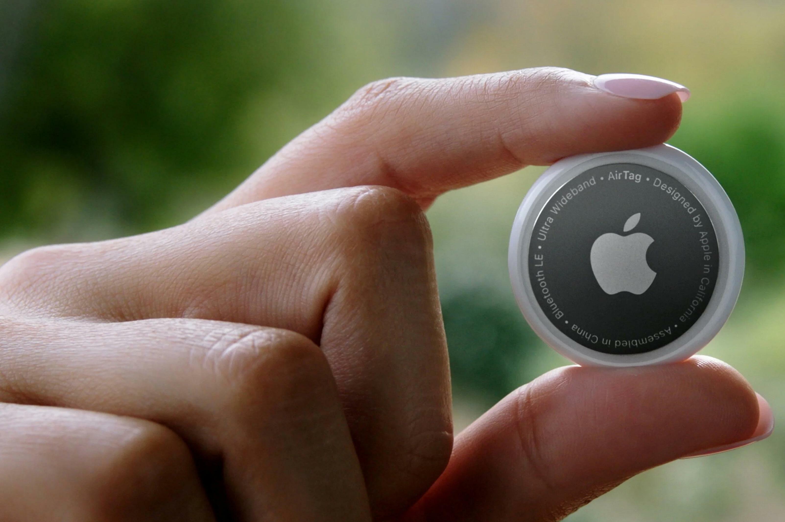 36 AIRLINES NOW SUPPORT APPLE'S IPHONE BAG-TRACKING FEATURE FOR LOST LUGGAGE