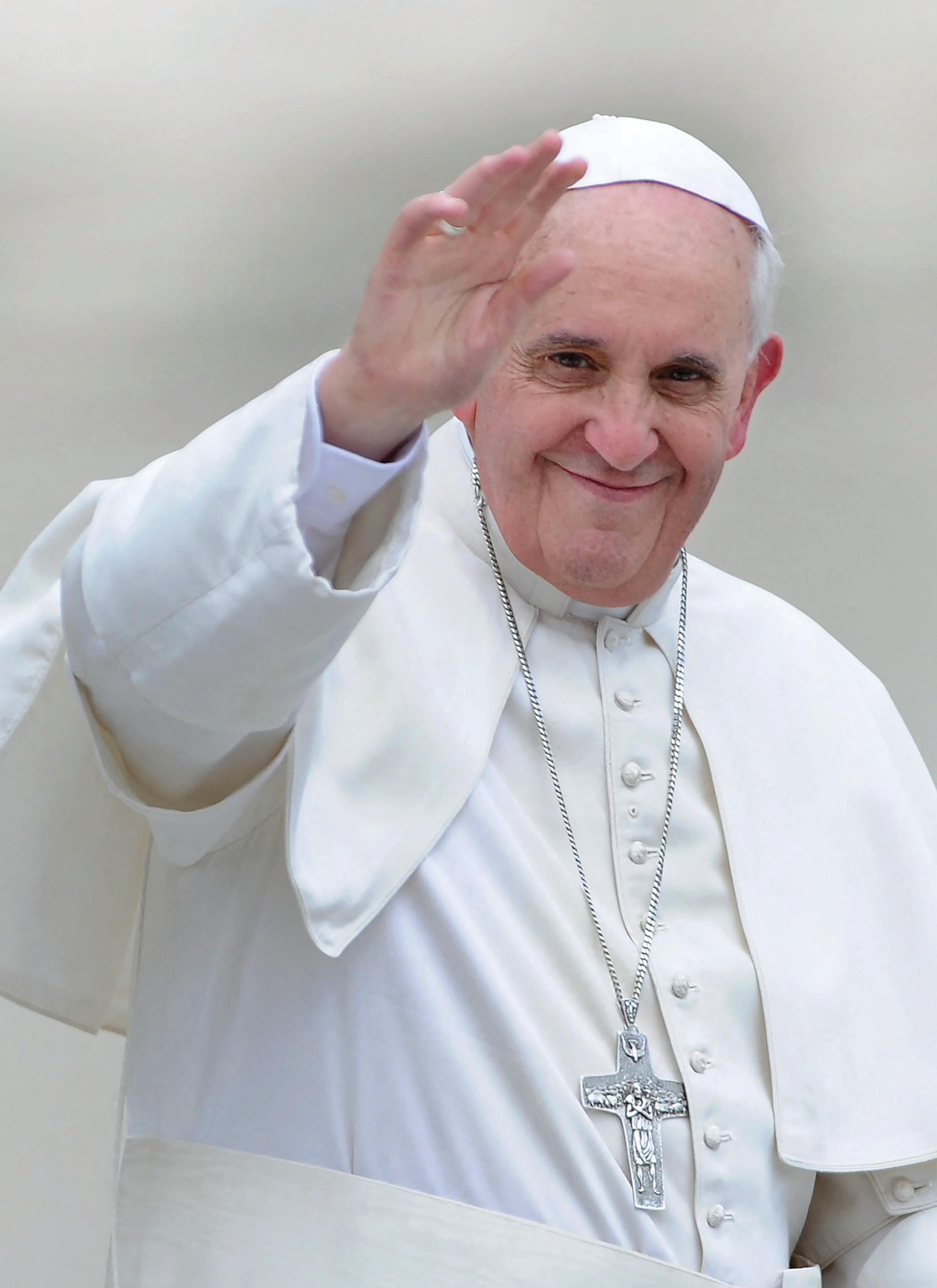 EL MUNDO LLORA A FRANCISCO UN PAPA DIFERENTE QUE CAMBIÓ LA HISTORIA DE LA IGLESIA