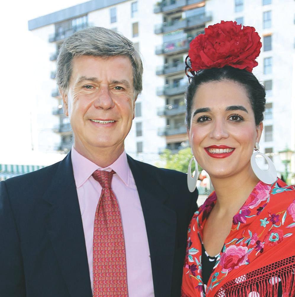 DE VICTORIA DE MARICHALAR A ADRIANA ABASCAL Y SOFIA PALAZUELO DIVERSIÓN, MODA Y AMOR EN LA FERIA DE ABRIL