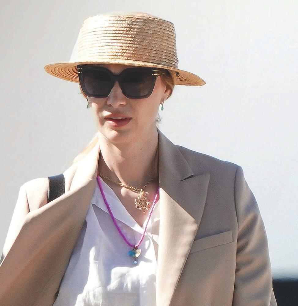 BEATRICE BORROMEO LA CONDESA DEL «STREET STYLE», TRIUNFA EN SAINT-TROPEZ