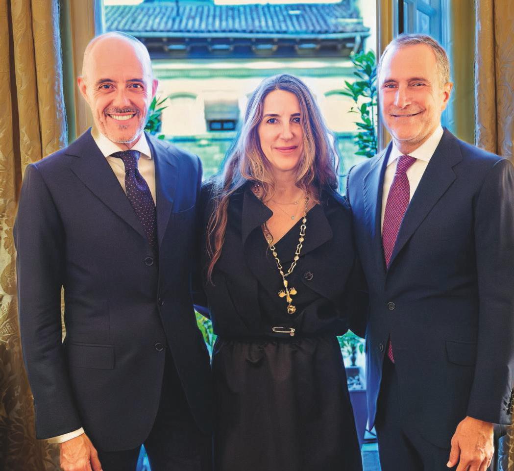 JAMES COSTOS NOS INVITA A SU EXCLUSIVA RECEPCIÓN EN SU PALACETE DE MADRID PARA CELEBRAR EL FIN DE UNA GRAN AVENTURA CULTURAL