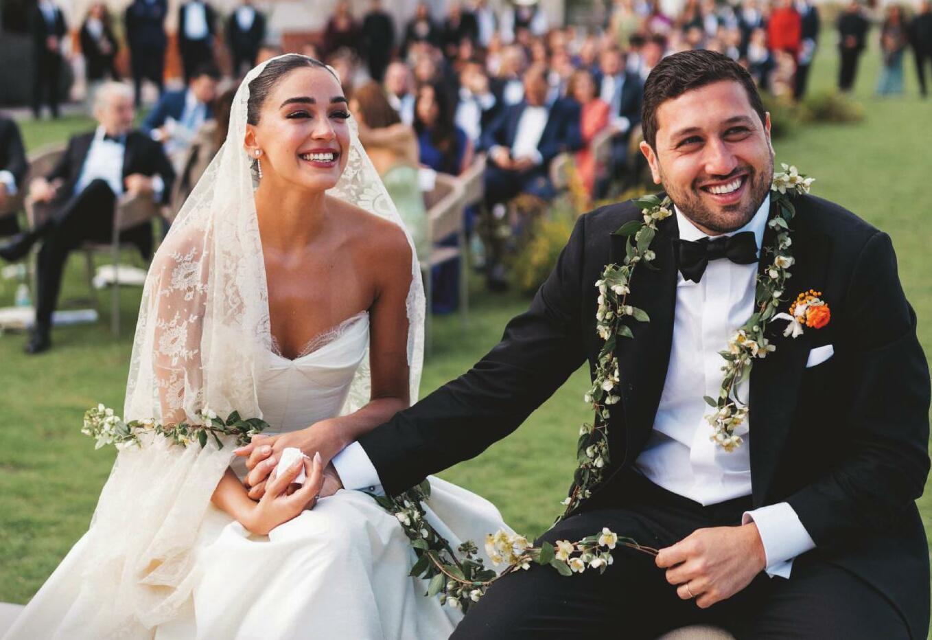 Tras la ceremonia civil en Madrid, donde se conocieron los novios ENTRAMOS EN LA ROMÁNTICA BODA EN MÉXICO DE ALEJANDRA CAPETILLO HIJA DE LOS ARTISTAS EDUARDO CAPETILLO Y BIBI GAYTÁN