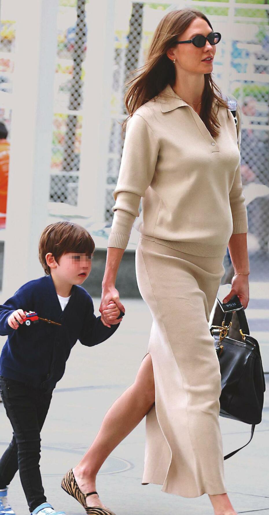 KARLIE KLOSS UNA SUPERMAMÁ Y SUPERMODELO, CAMINO DE FORMAR UNA FAMILIA NUMEROSA