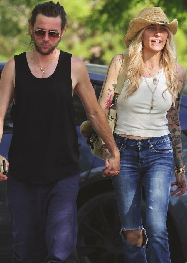 PARIS JACKSON Y SU PROMETIDO, JUSTIN LONG