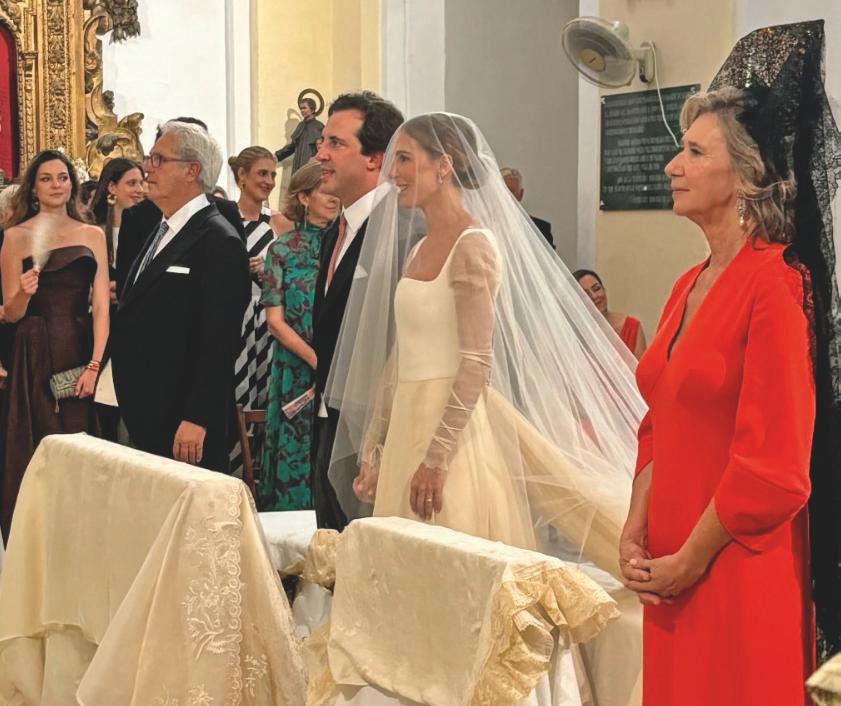 LA BODA DE VICTORIA ORTIZ Y JAIME SERRA DÍEZ ELEGANCIA, TRADICIÓN E INVITADAS PERFECTAS
