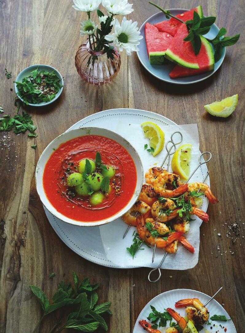 GAZPACHO COLOR Y SABOR EN TU MESA