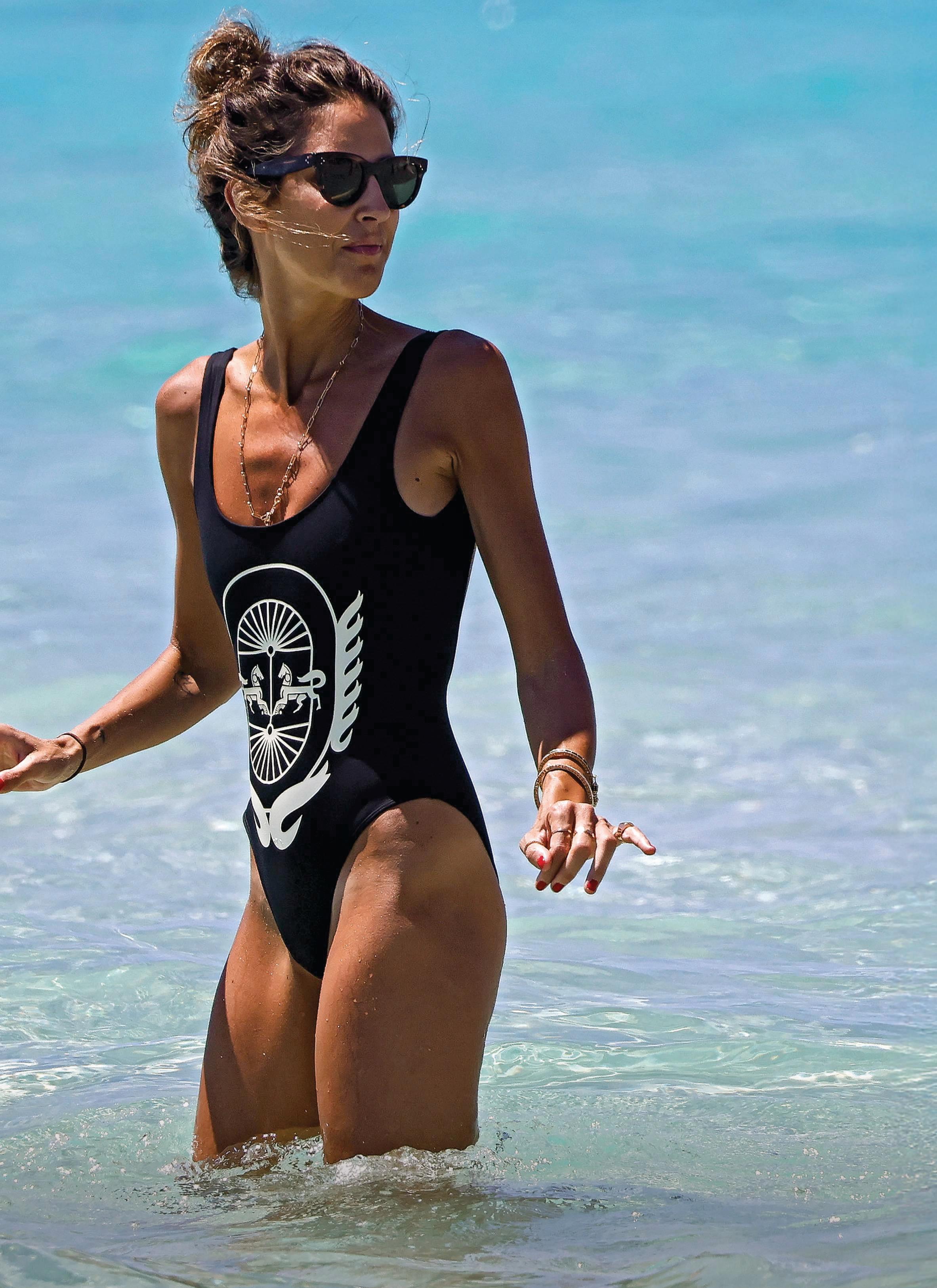 INÉS DOMECQ LA MARQUESA DEL ESTILO, EN FORMENTERA