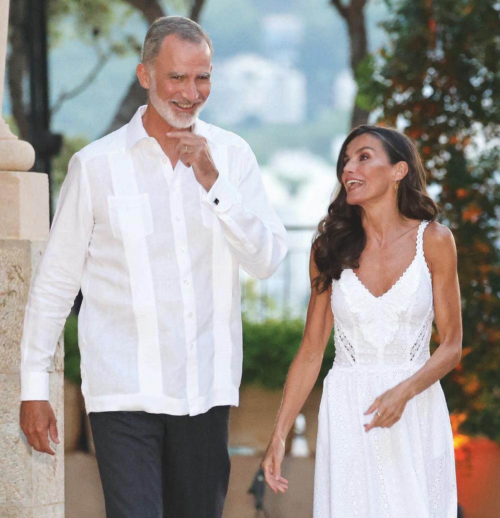 LA FAMILIA REAL VIVE UN VERANO DE CAMBIOS Y SORPRESAS: EL GRAN DEBUT DE LA PRINCESA LEONOR Y LA INFANTA SOFÍA EN MARIVENT