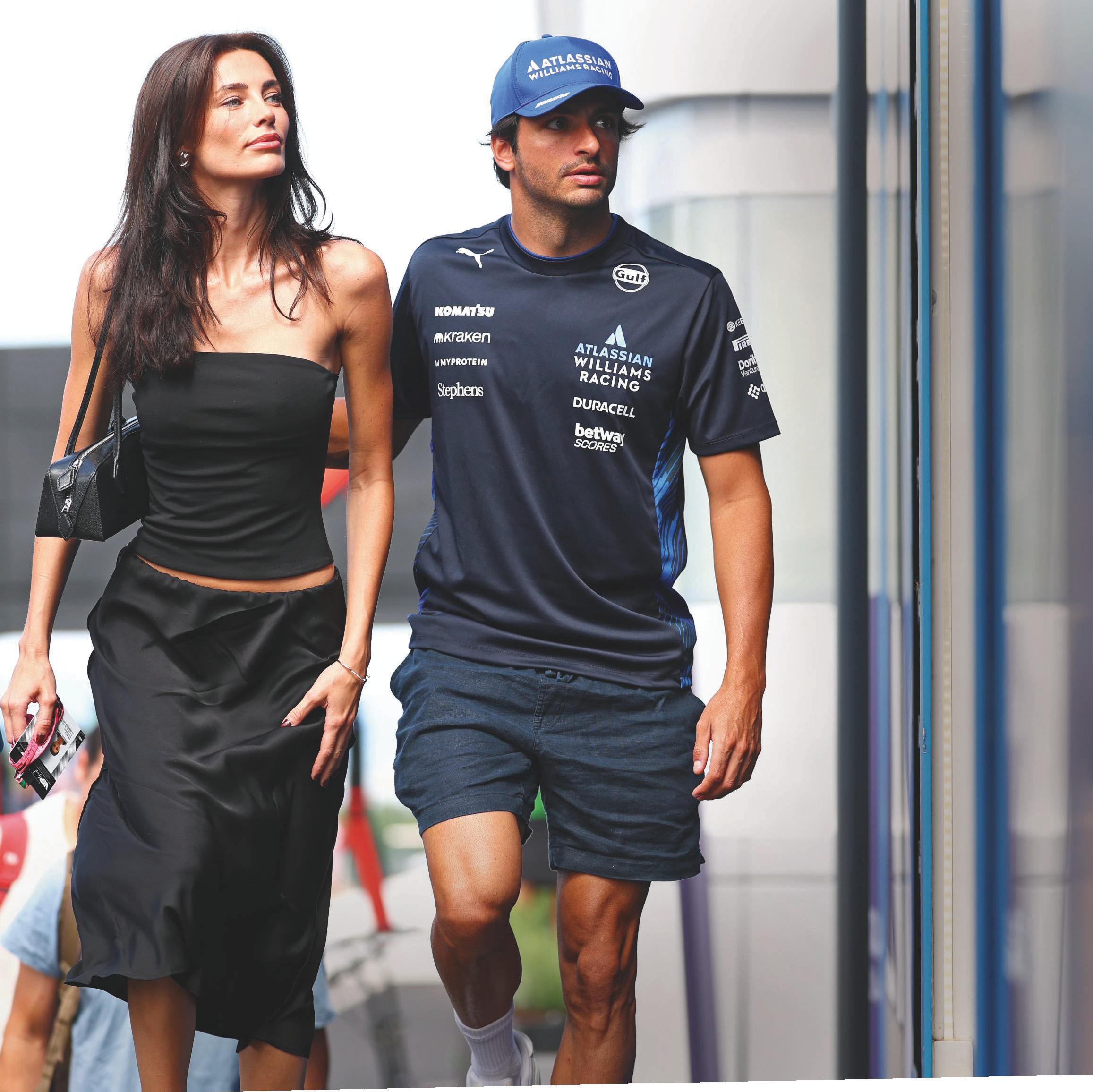 CARLOS SAINZ JR. Y REBECCA DONALDSON AMOR A TODO GAS EN LA FORMULA 1